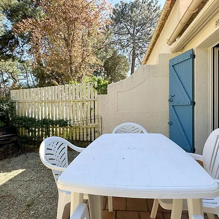 Holiday home Maison T3 Mezzanine A 1 Km De La - Terrasse Privee, Bbq, Parking, Animaux Admis, Pres Commerces - Fr-1-705-69 Les Mathes